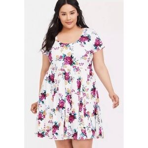 Torrid White Floral Mini Challis Skater Dress in Size 3